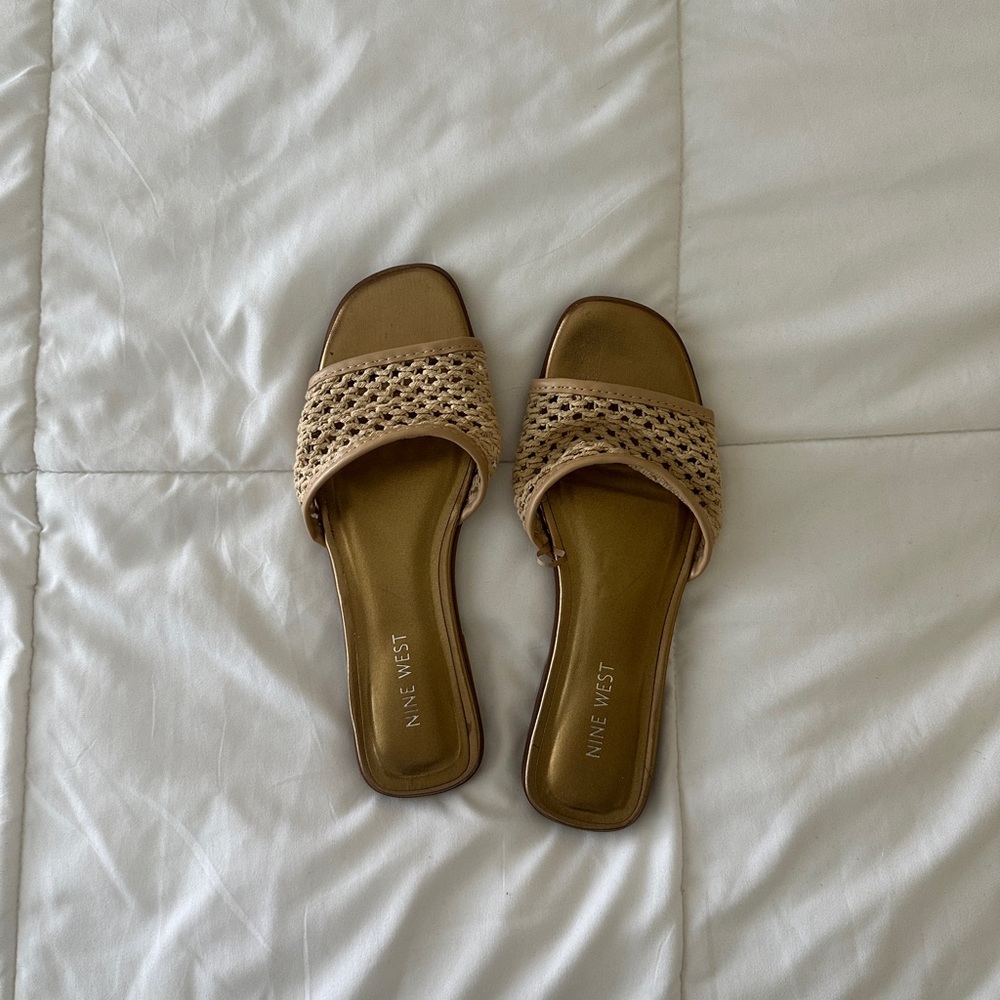 Nine west gold sandals worn a handful of time